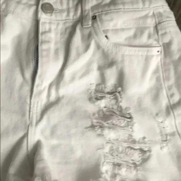 🌸3/$30🌸SWS | White ultra high rise shorts - Picture 4 of 8